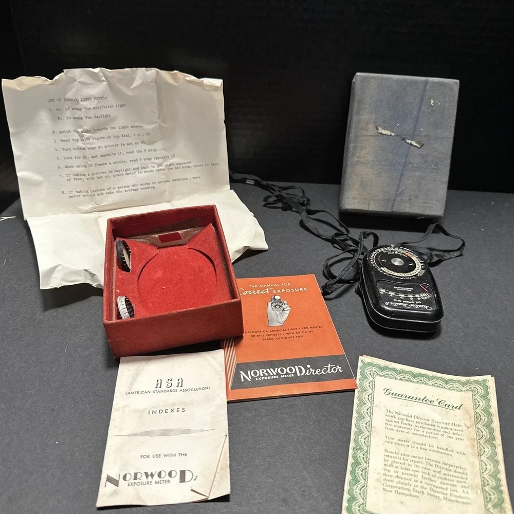 Norwood Director Exposure Meter Film Photography Vintage w/ Box Instructions